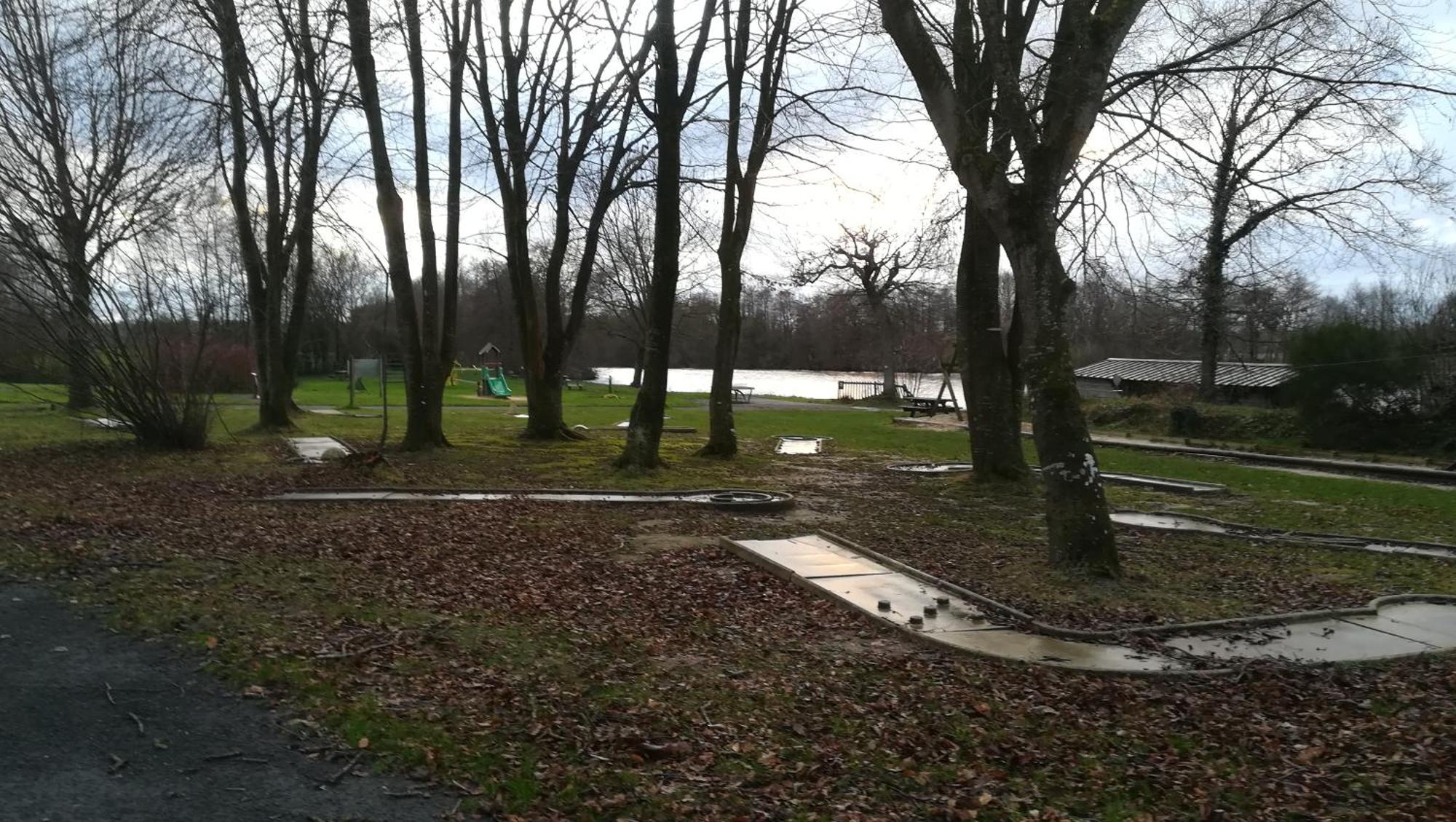 Gite De L'Etang Des Sarcelles Saint-Martin-d'Aubigny المظهر الخارجي الصورة