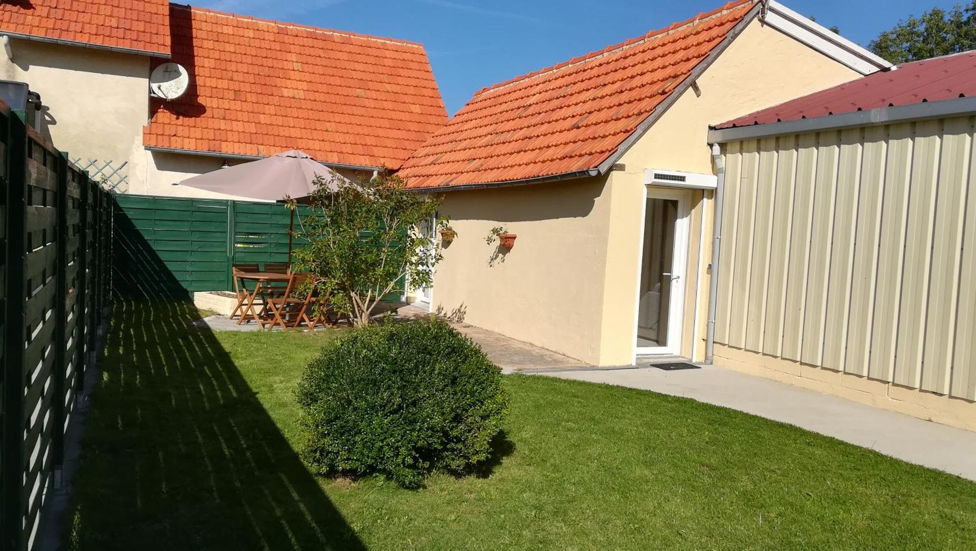 Gite De L'Etang Des Sarcelles Saint-Martin-d'Aubigny المظهر الخارجي الصورة